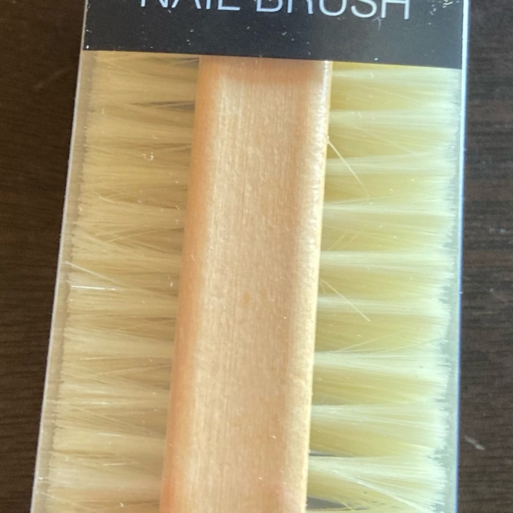 SASSY+CHIC wooden nail brush new in package